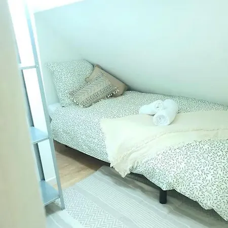 Apartamento Changement De Gestion - Duplex Avec Terrasse - 5 Min Nantes Atlantis - Parking & Wifi *
