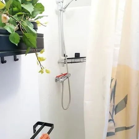 Changement De Gestion - Duplex Avec Terrasse - 5 Min Nantes Atlantis - Parking & Wifi Apartamento
